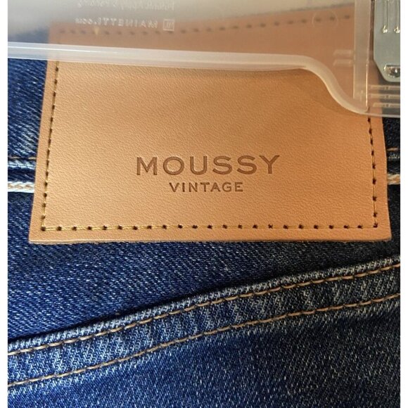 Moussy Vintage Jeans Straight Leg Raw Hem Distressed Size 26 - Picture 4 of 6